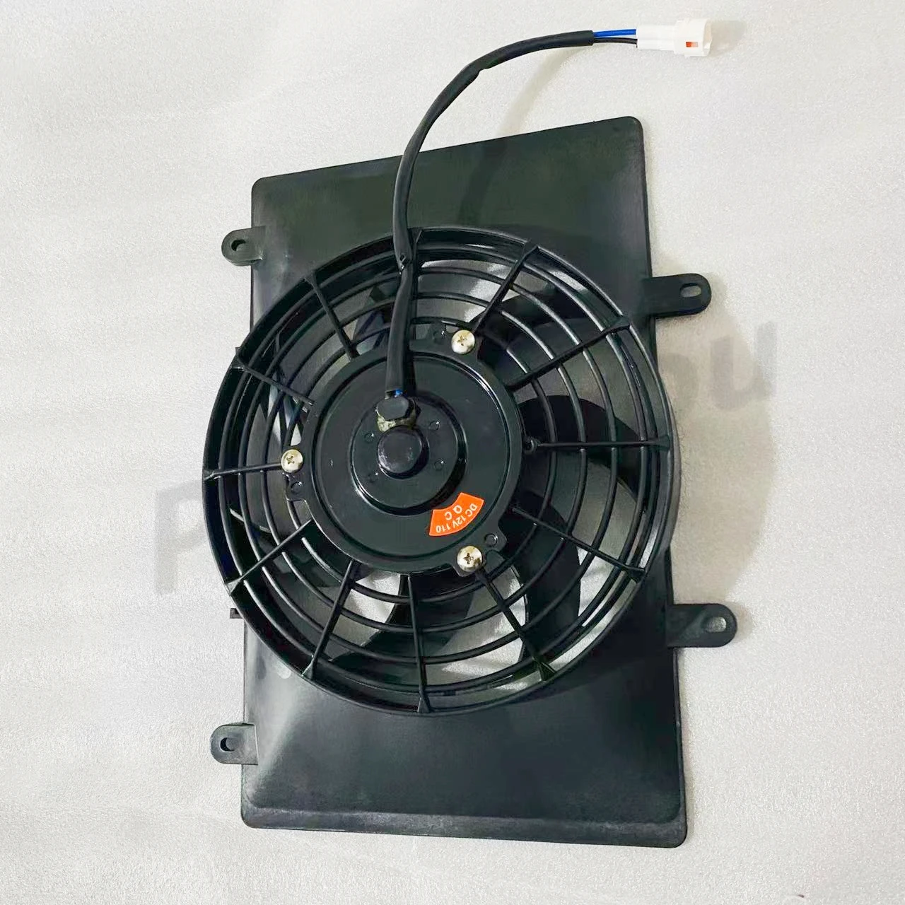 Вентилатор за охлаждане на радиатора В събирането Фен на Резервоара за вода В събирането на Hisun 400 500 700 ATV HS400 HS500 HS700 Nordikmotor Буря 19205-107-0000